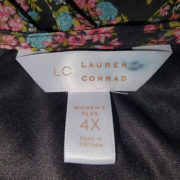 LC Lauren Conrad Plus Size Three Quarter Sleeve Flowy Top 4x - Picture 8 of 8